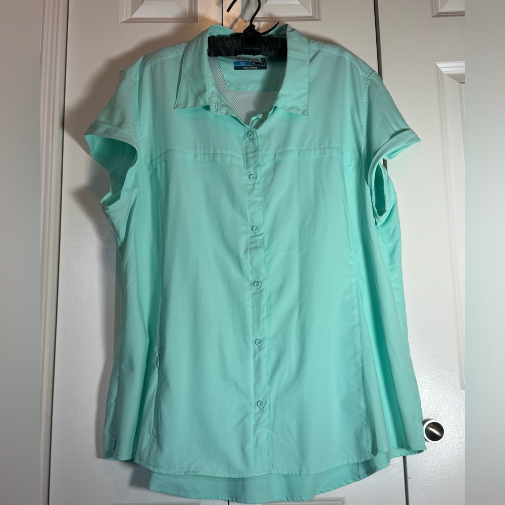 Magellan Women’s 3X Aqua Fishing Shirt Moisture Wicking Button Front Top